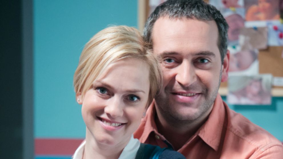 Pondelkový večer ovládli Televízne noviny a Búrlivé víno