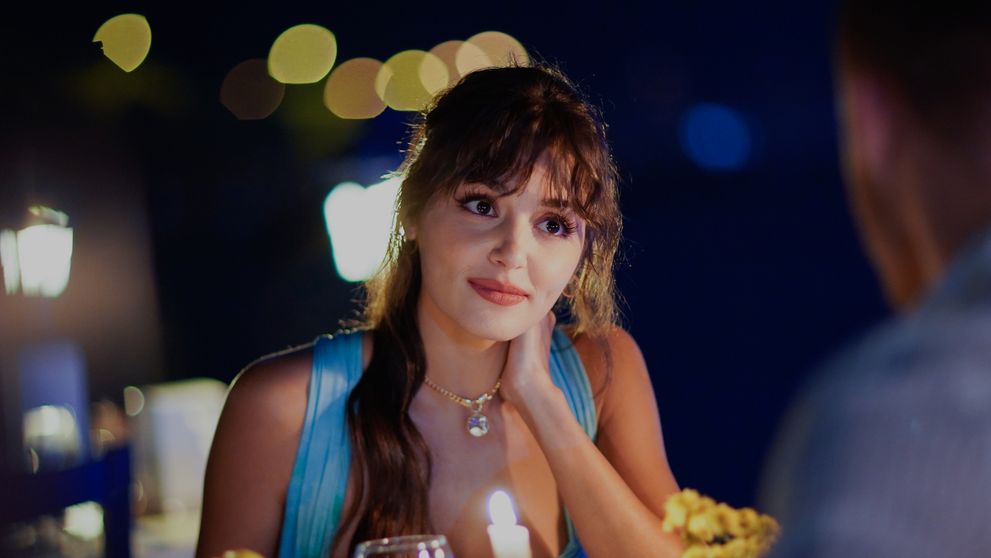 Seriálová Eda na párty ukázala sexy nohy: A tie šaty? To je nádhera