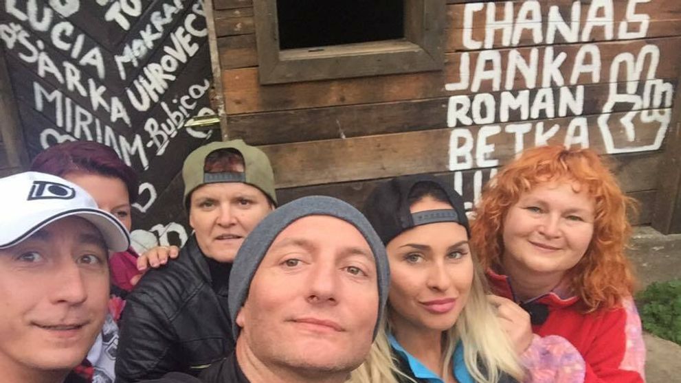 Brutálna hádka farmárov v zákulisí. Uniklo tajné video!