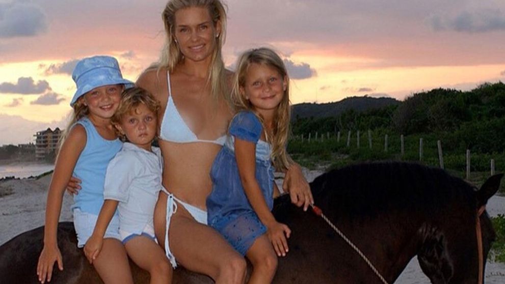 Modelka priznala plastiku v mladučkom veku: Jej mamu za to posielajú do pekla