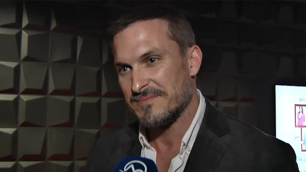 Koleník sa na Valentína priznal: Ktorej dievčine daroval milý darček?