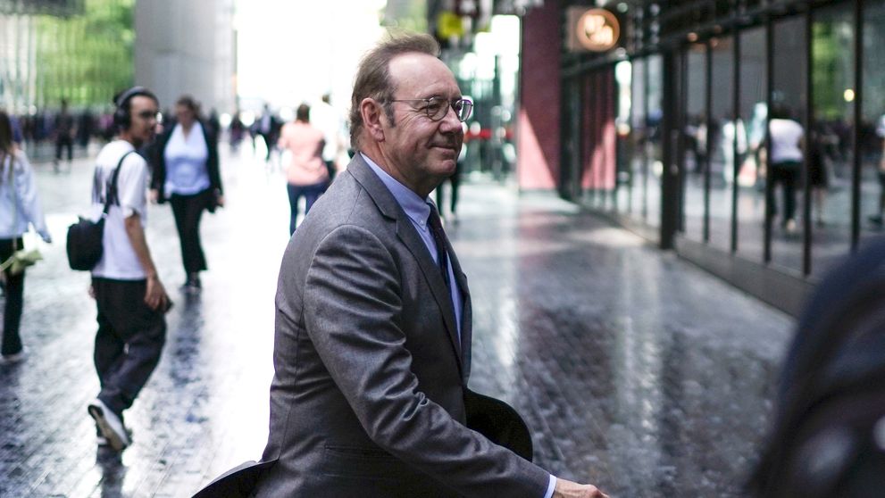 Elton John svedčil na súde: V prospech herca Kevina Spaceyho