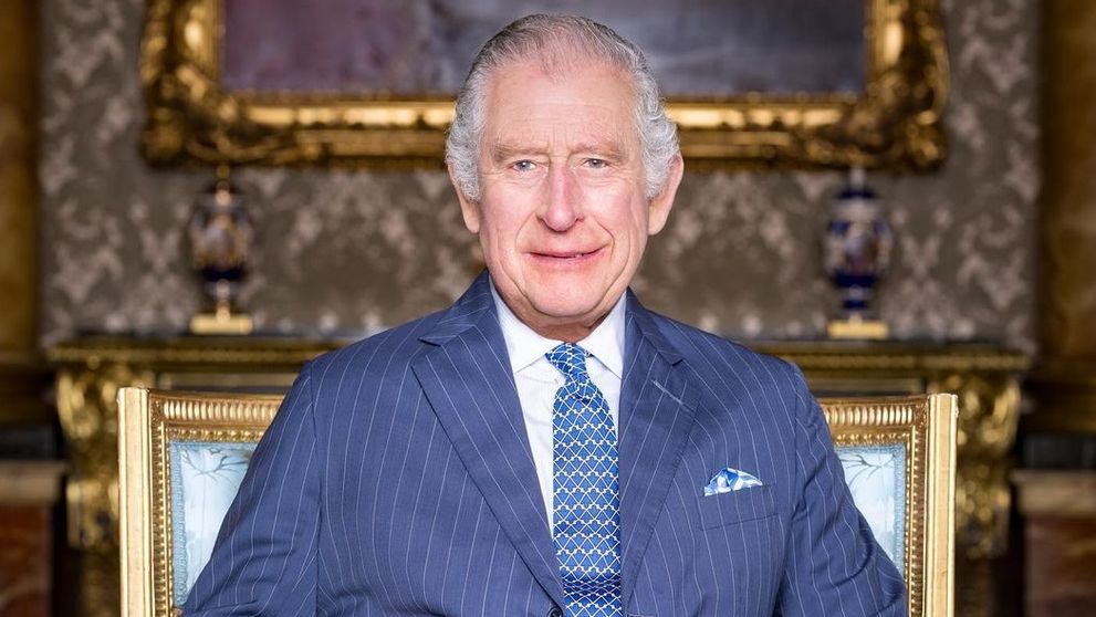 Prvýkrát v dejinách! Detail korunovácie Karola III. odhalený