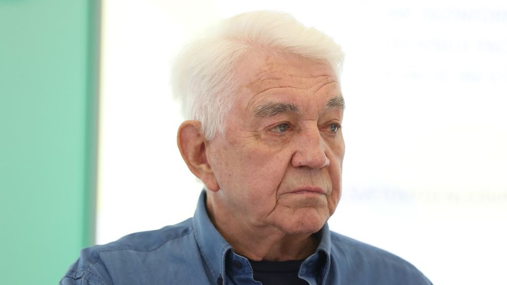 Český Belmondo skončil v nemocnici. Nemohol dýchať, ratoval ho sused