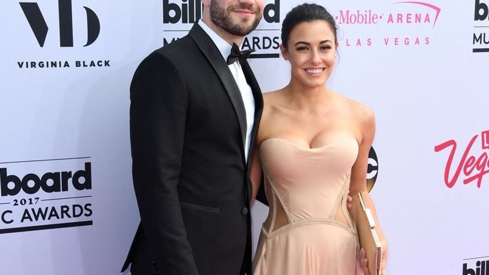 Spevákova manželka podala žiadosť o rozvod. A to má v máji porodiť