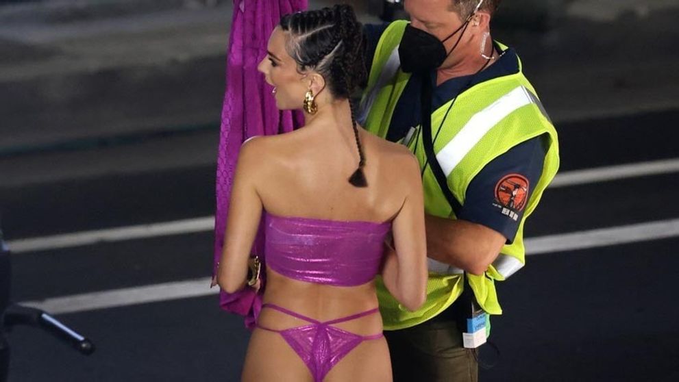 Emily na materskej: Pol roka po pôrode otŕča zadok