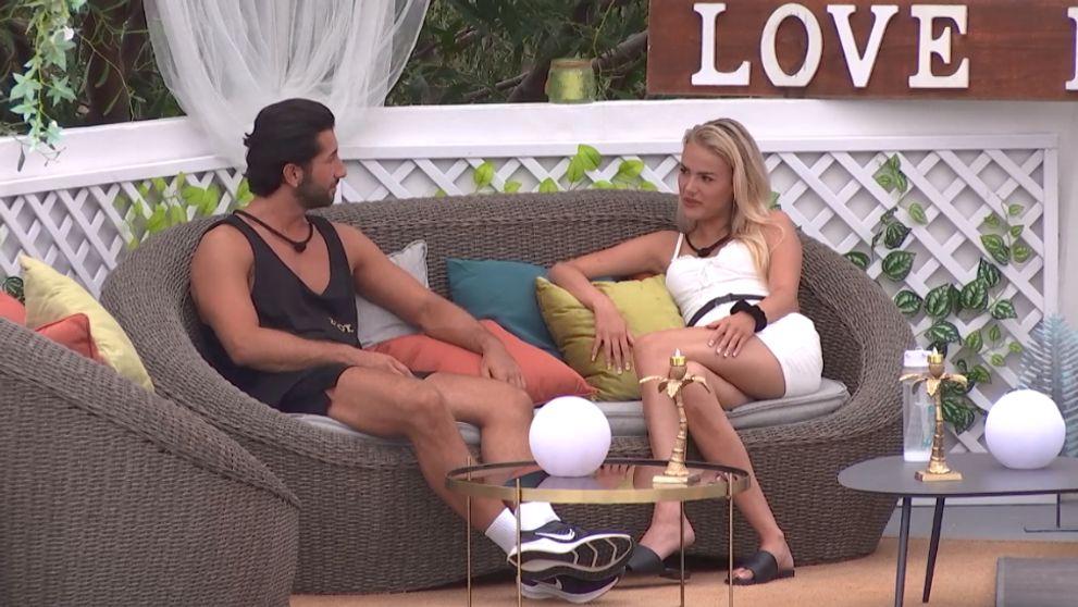 Naty z Love Islandu sa zverila Štefanovi: Vo vile to zatiaľ nikto nevie