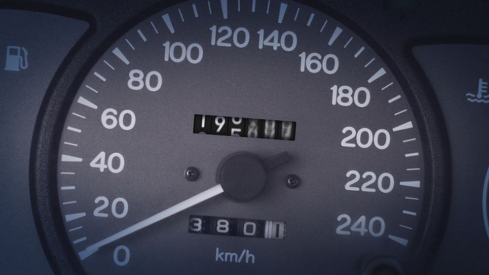 Koniec podvodom so stočenými tachometrami