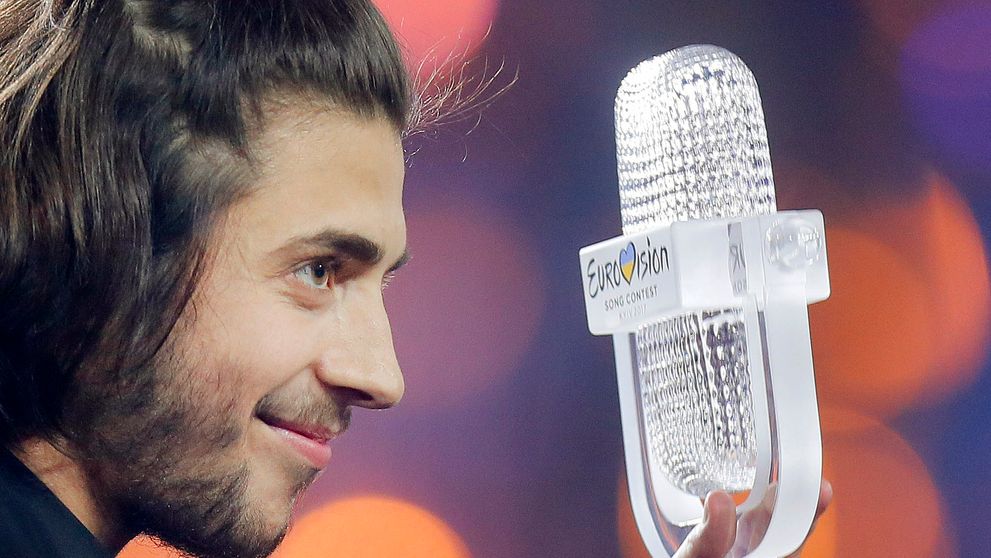 Veľkú cenu Eurovízie 2017 získalo Portugalsko. Toto je víťazná pieseň