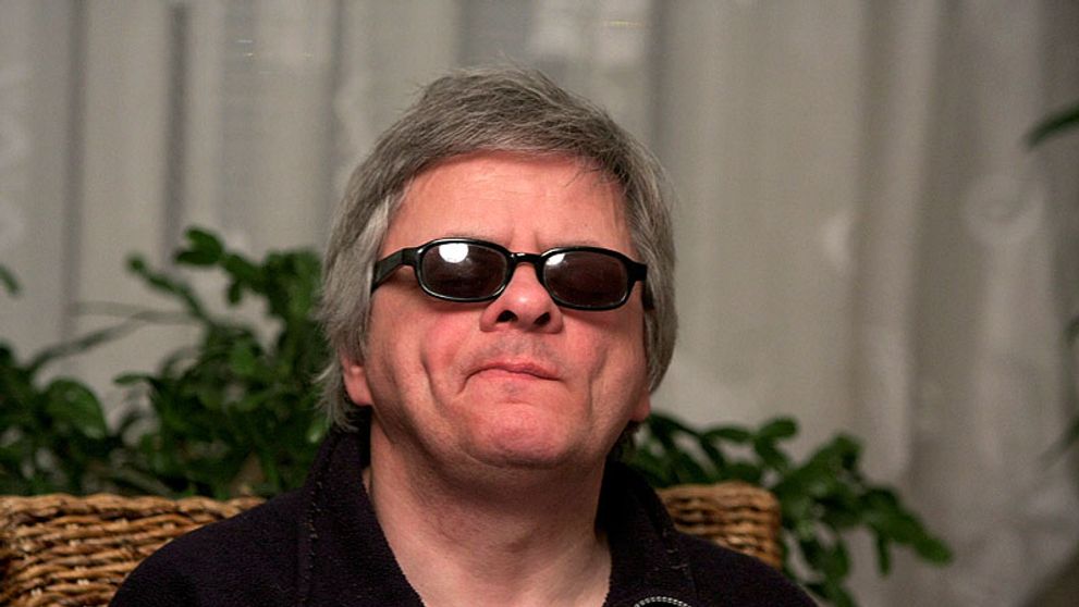 Zdenko síce nevidí, ale variť vie!