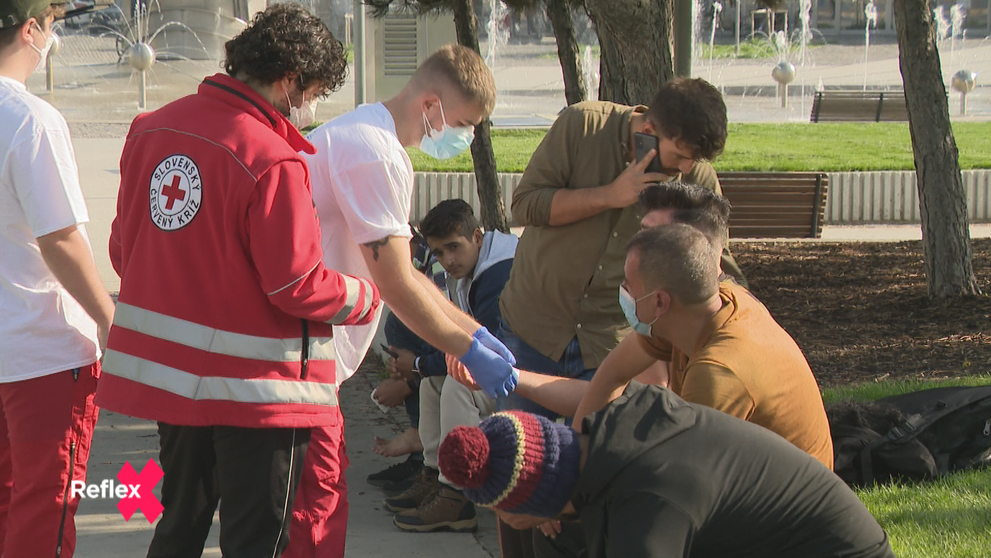 Pomoc pre migrantov od štátu viazne