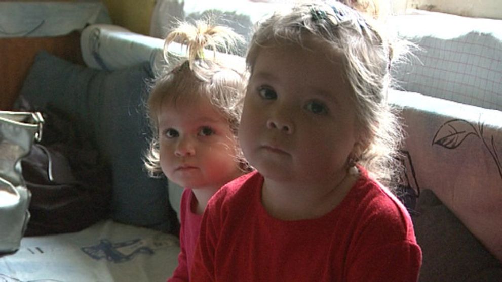 S malými deťmi žijú bez elektriny a vody