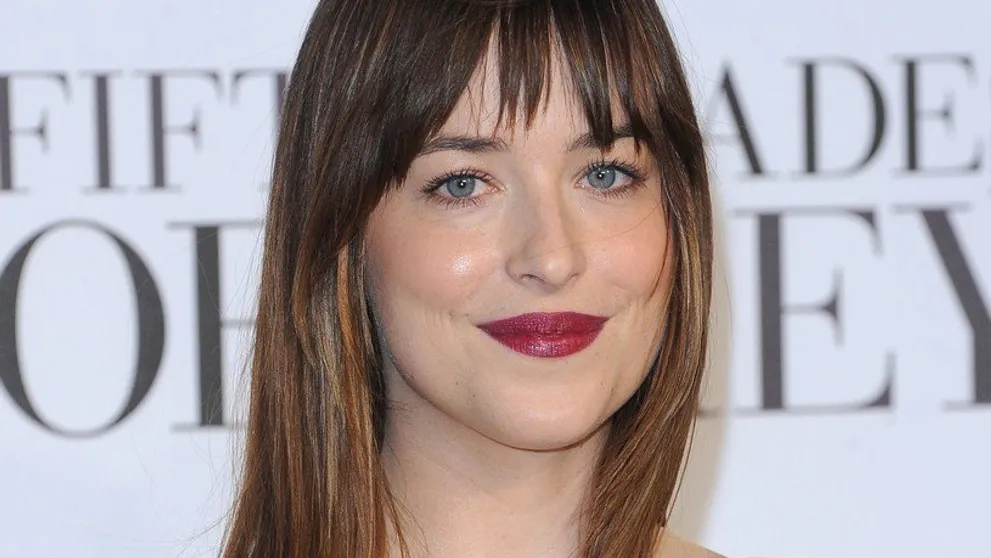Prvé fotky: Dakota Johnson oficiálne tvorí pár so známym spevákom
