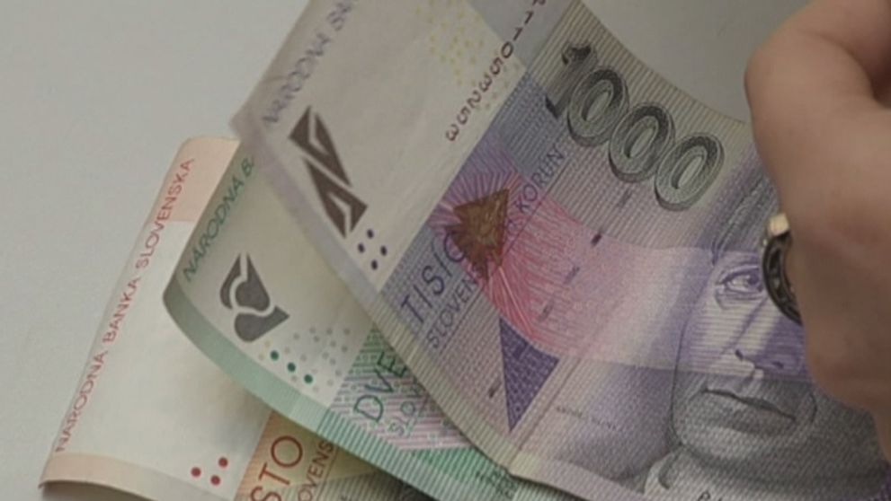 Zlepšilo alebo zhoršilo euro naše životy? Je to už desať rokov bez korún