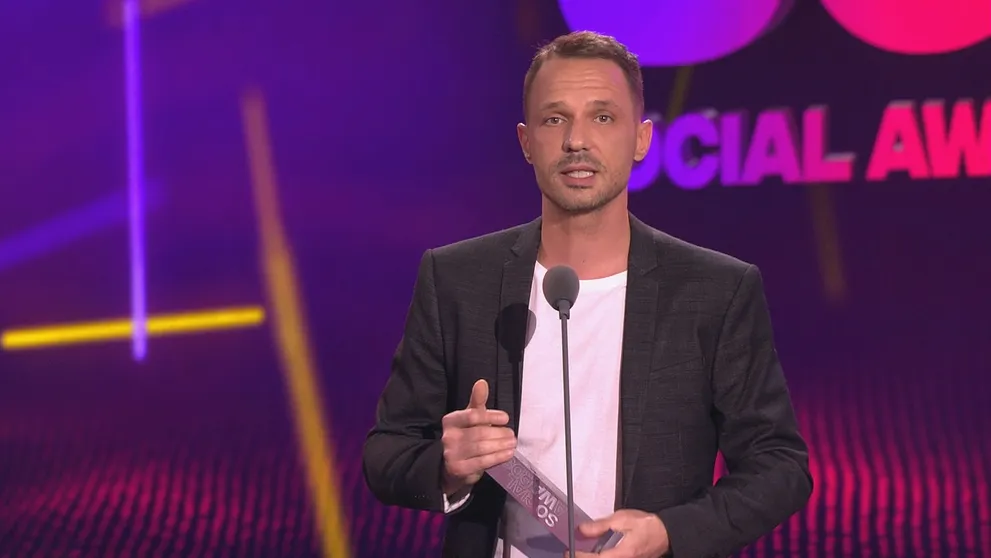 Pyco si servítku pred ústa nedával: Takto naložil slovenským „instapredavačkám“