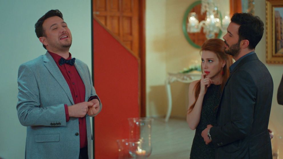 Koray nechtiac zničí výnimočný okamih vo vzťahu Defne a Ömera