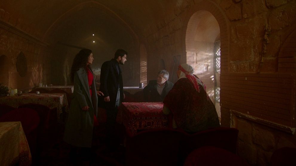 Spútaný motýľ: 117. a 118. epizóda