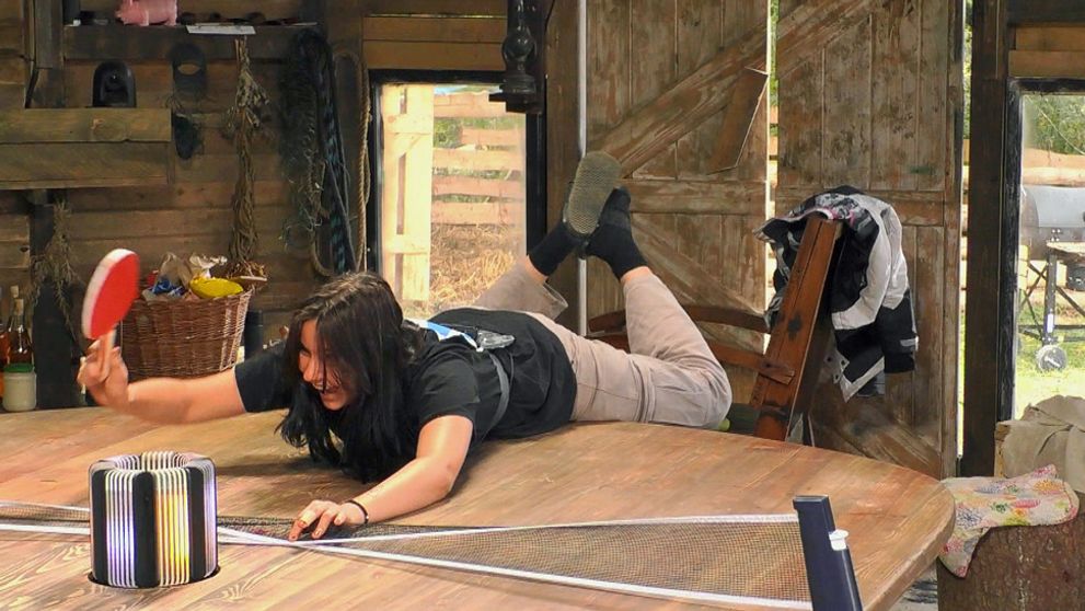 Na Farme sa dejú neuveriteľné veci: Už nadáva aj umelá inteligencia!