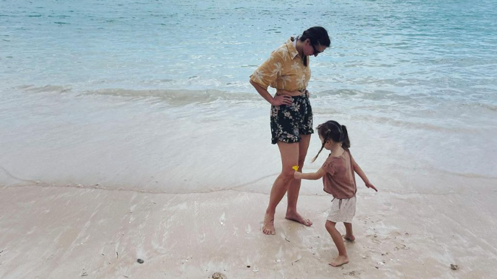 Trojročnú dcéru českej herečky zrazilo auto. Manžel sa zachoval ako hrdina