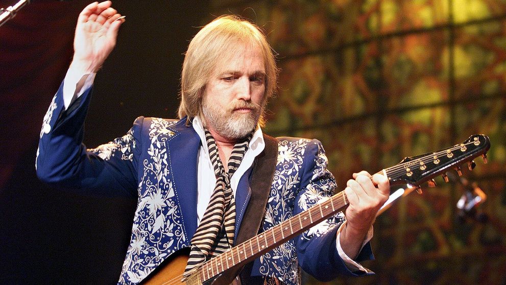Zomrel rockový hudobník Tom Petty. Našli ho v bezvedomí
