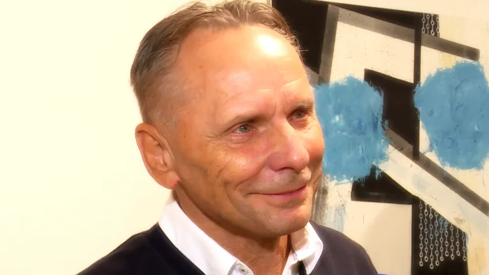 Známy slovenský maliar Vladimír Ossif vystavuje v Bratislave
