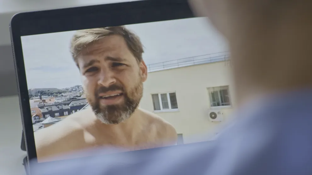 Vyzeralo to na osudovú lásku. On však zatajil, že je farár