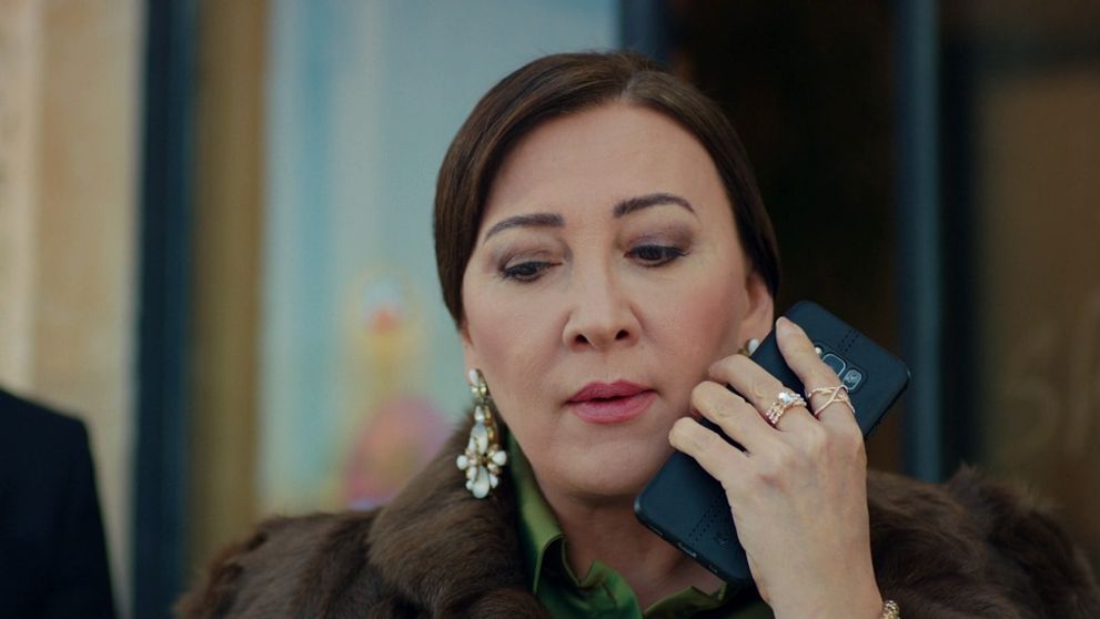 Spútaný motýľ II.: 51. a 52. epizóda