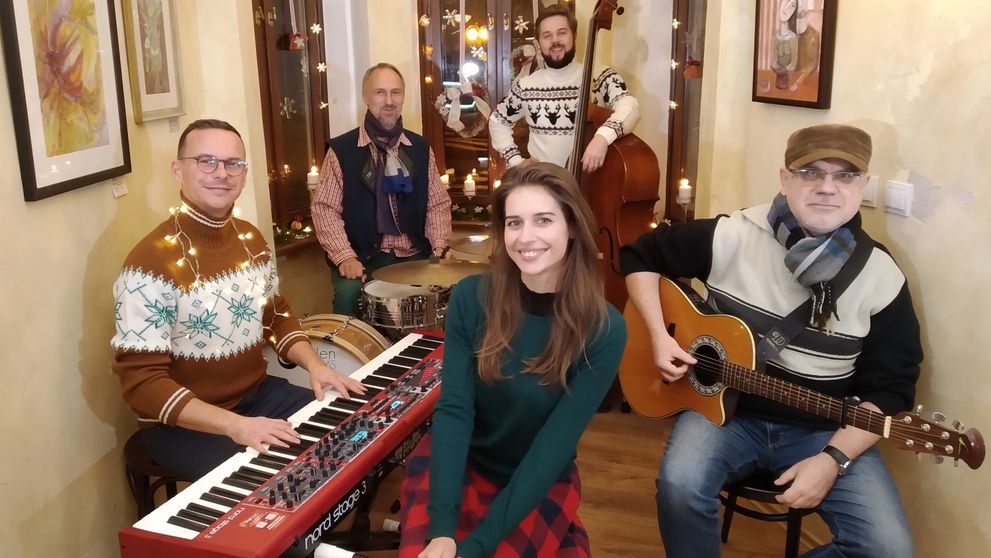 Nádherná vianočná pieseň Simy Martausovej: A s ňou prichádza ďalšia krásna správa!