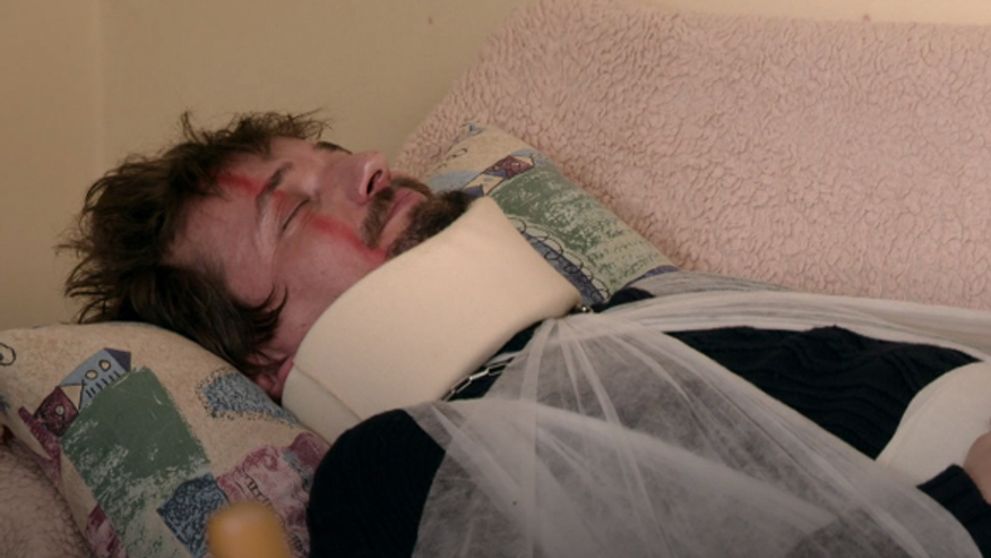 Dano Heriban od hlavy po päty v obväze