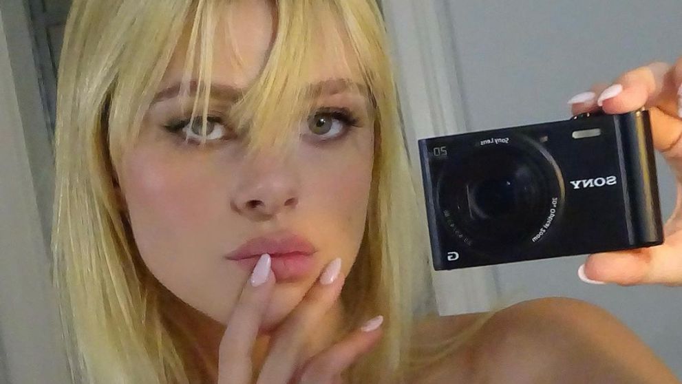 Nevesta Beckhamovcov ukázala prstene. Pri takom diamante by povedala áno každá!