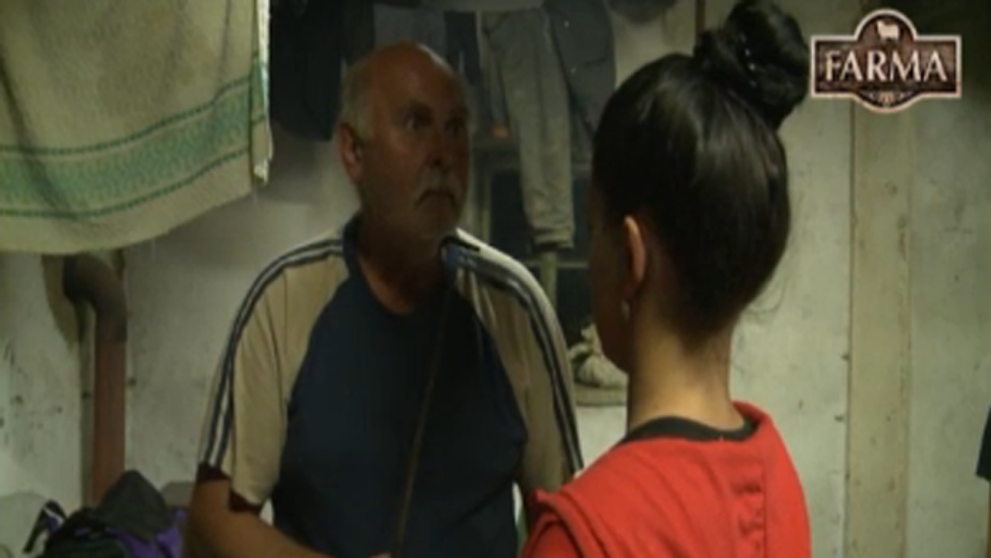 Drsný konflikt na Farme! Jano sa na dievčatá zaháňa kutáčom!