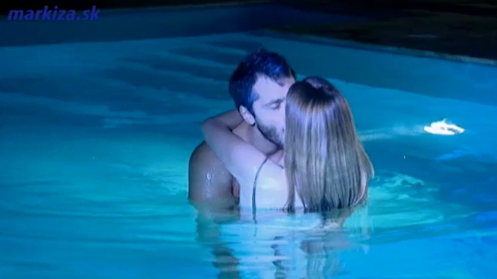 Braňo Deák: Čo na sexi scénu v bazéne povedala jeho priateľka?