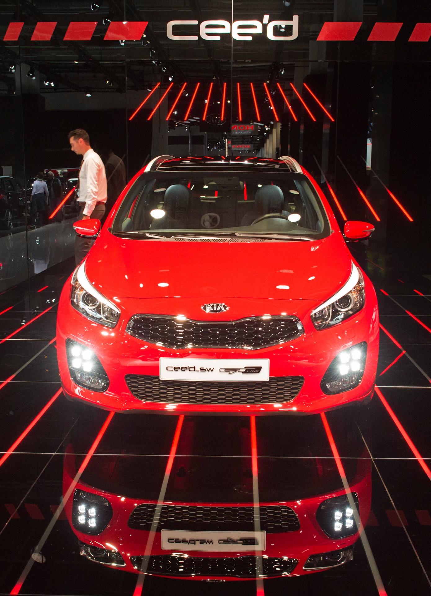 Na snímke model novej generácie Kia Cee'd SW