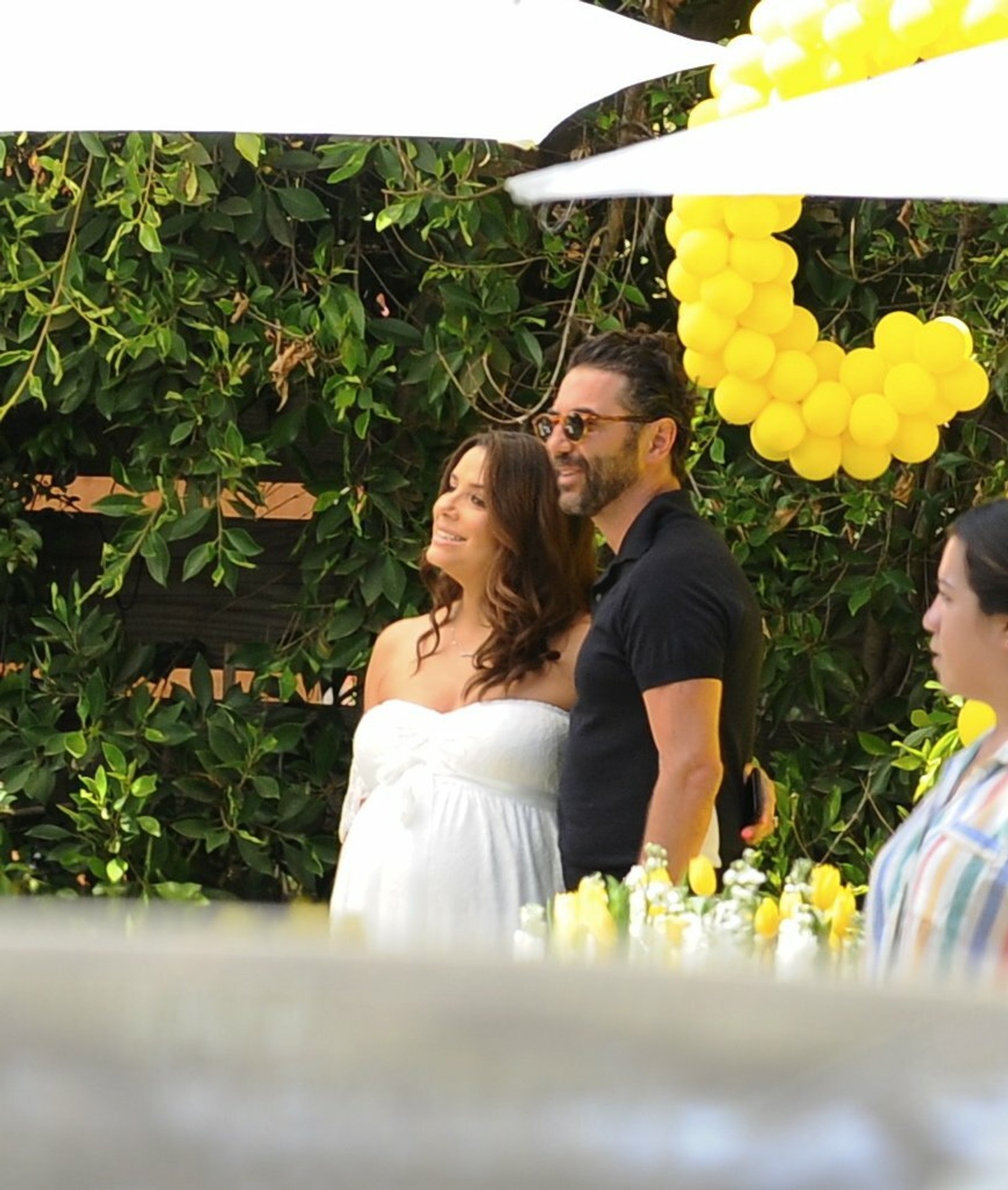 Eva Longoria čaká chlapčeka. 