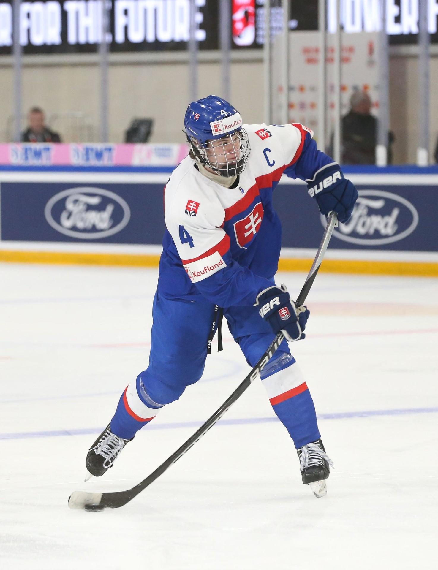 Štrbák páli v dueli proti Švédsku na MS do 18 rokov.