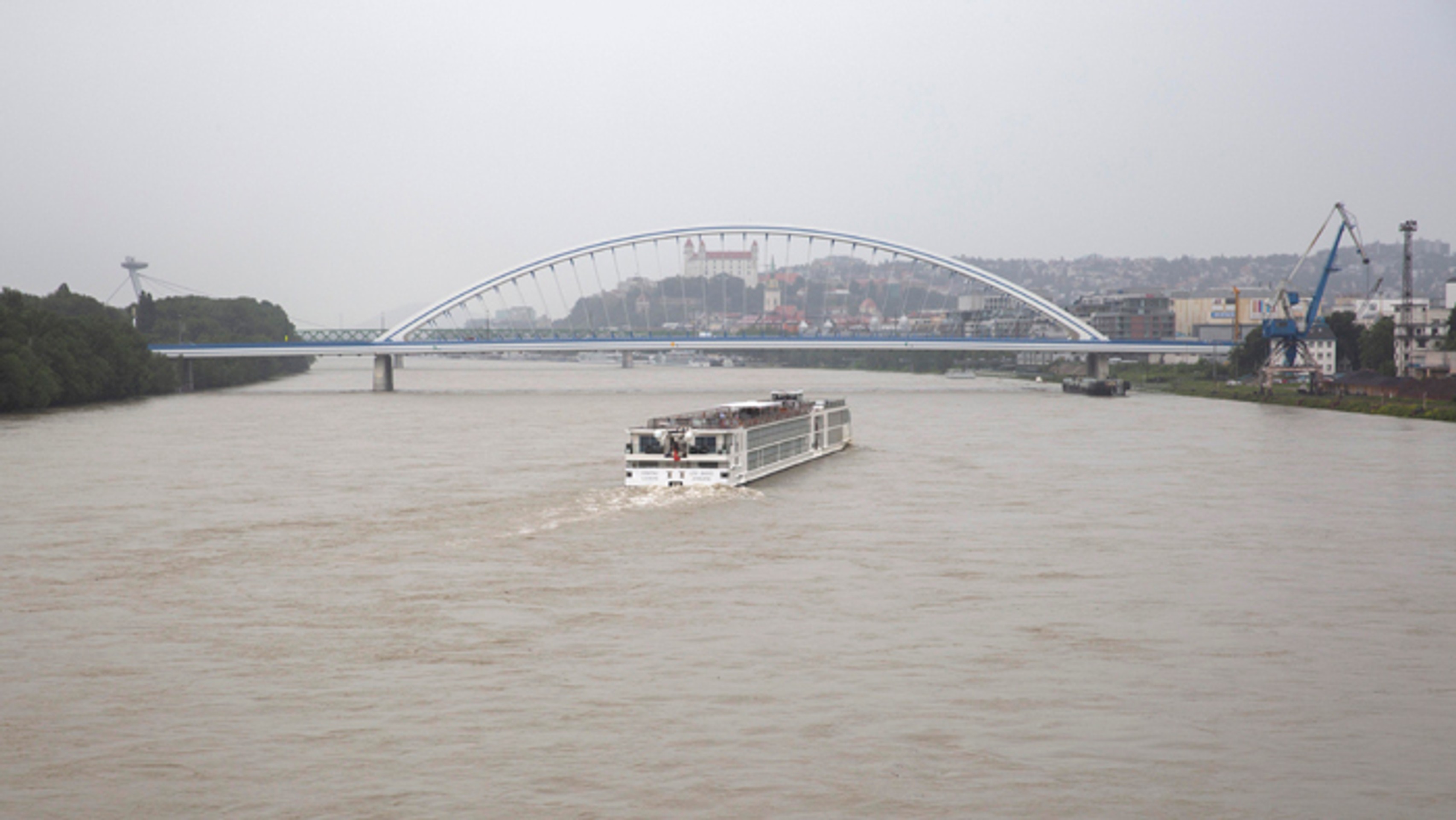 Zvýšená hladina Dunaja v Bratislave. 