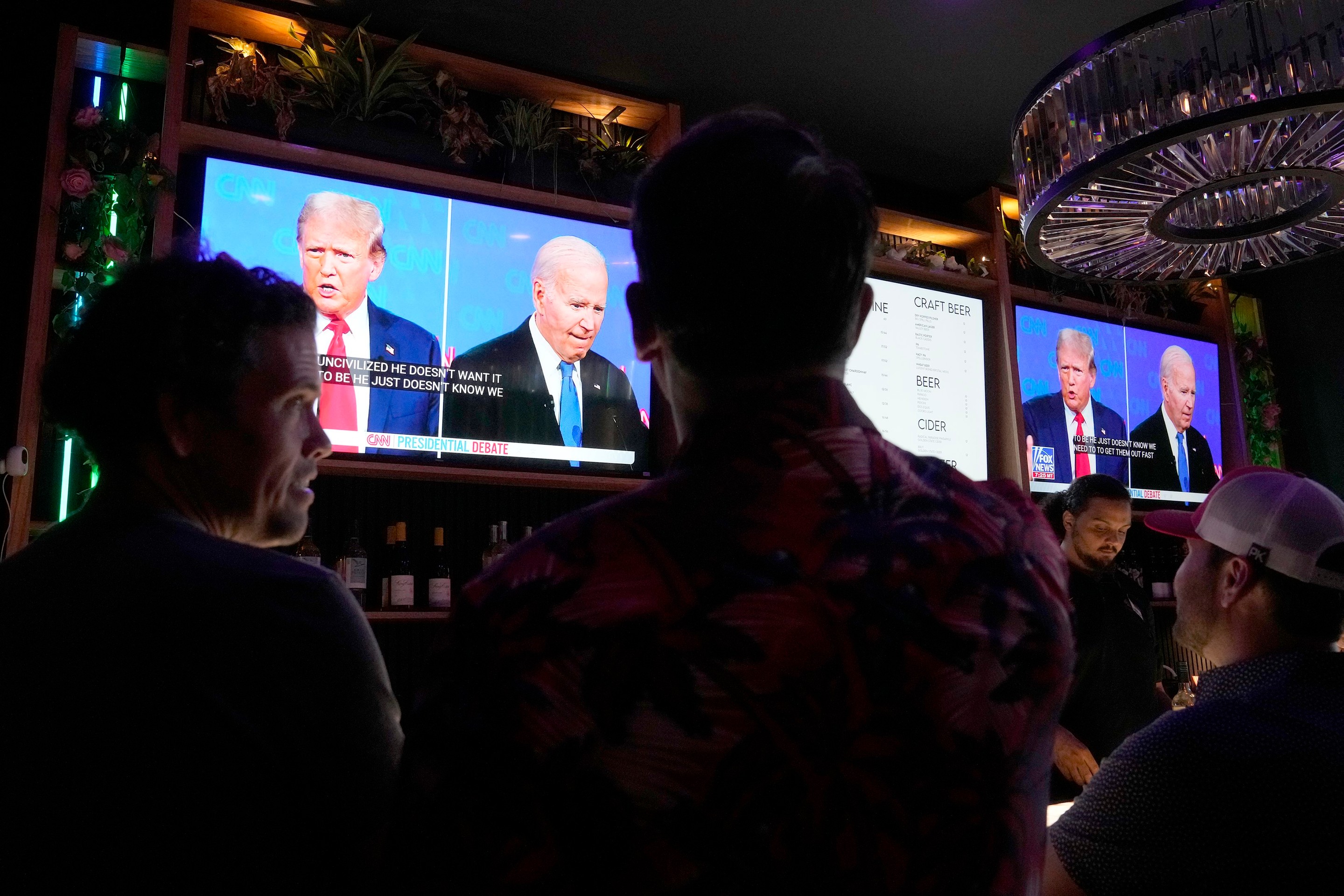 Trump s Bidenom sa stretli v prvej debate.