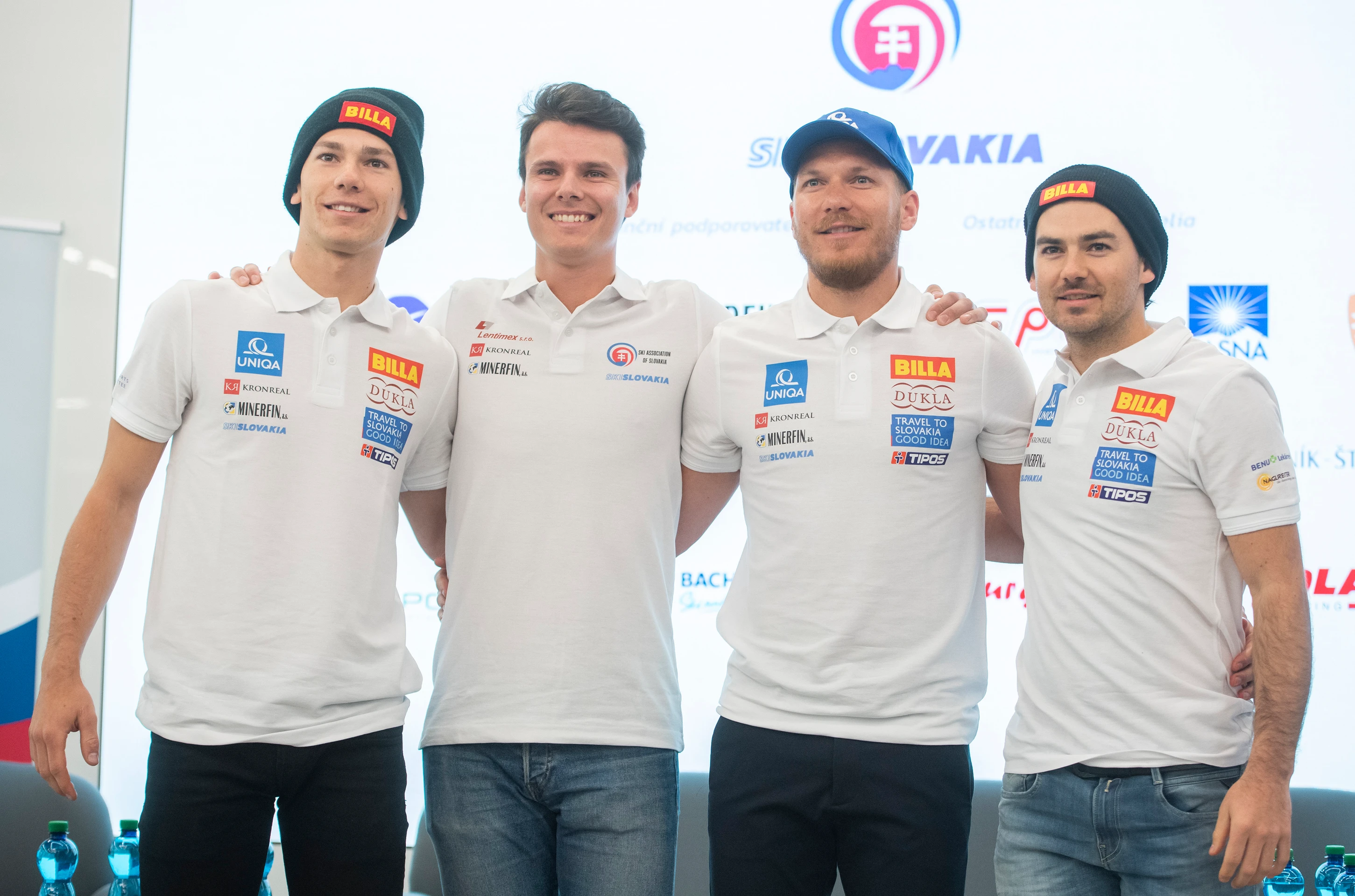 Slovenskí reprezentanti v zjazdovom lyžovaní zľava Teo Žampa, Martin Hyška, Adam Žampa a Andreas Žampa.