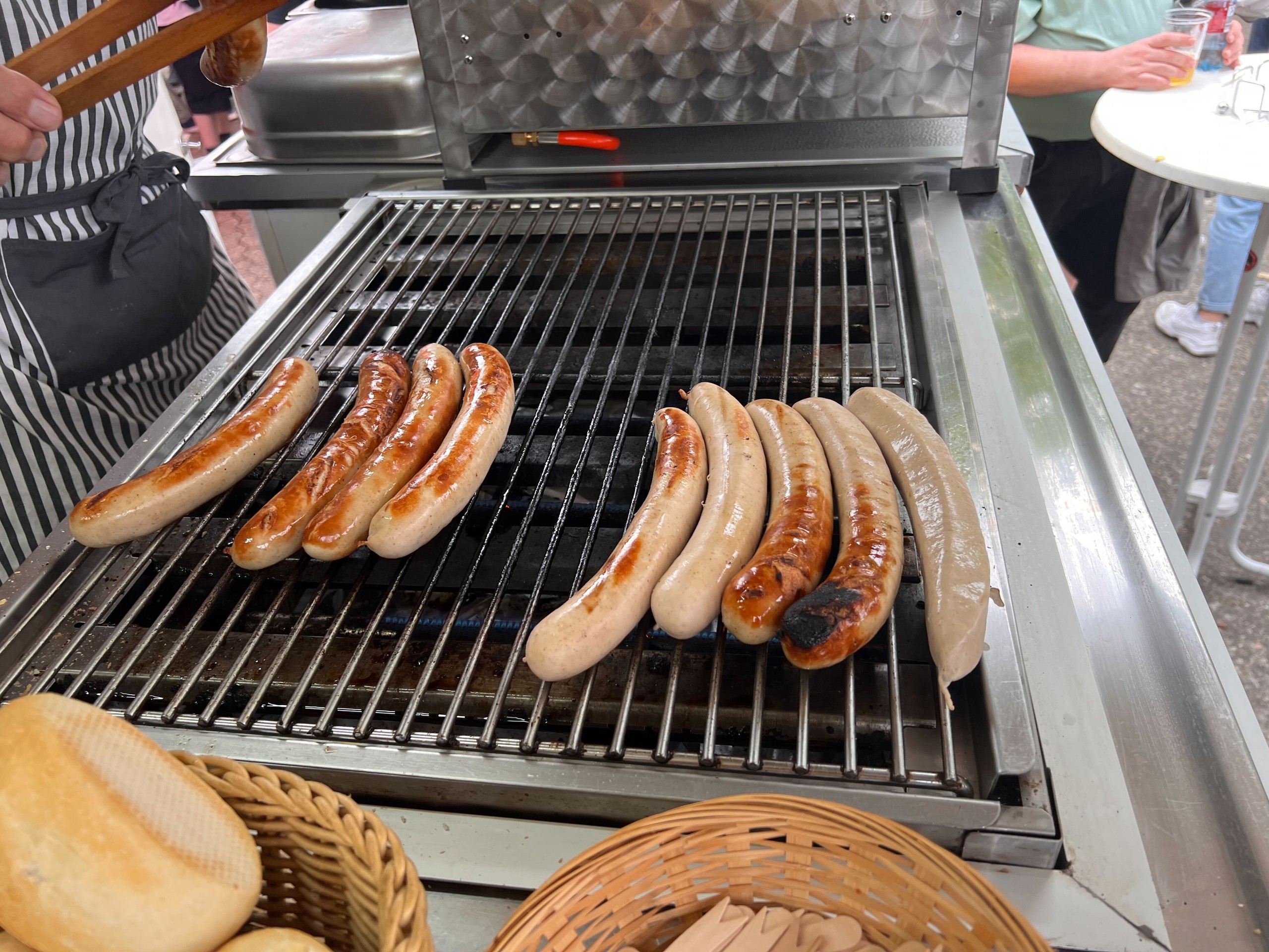 Bufet pred štadiónom v Düsseldorfe.