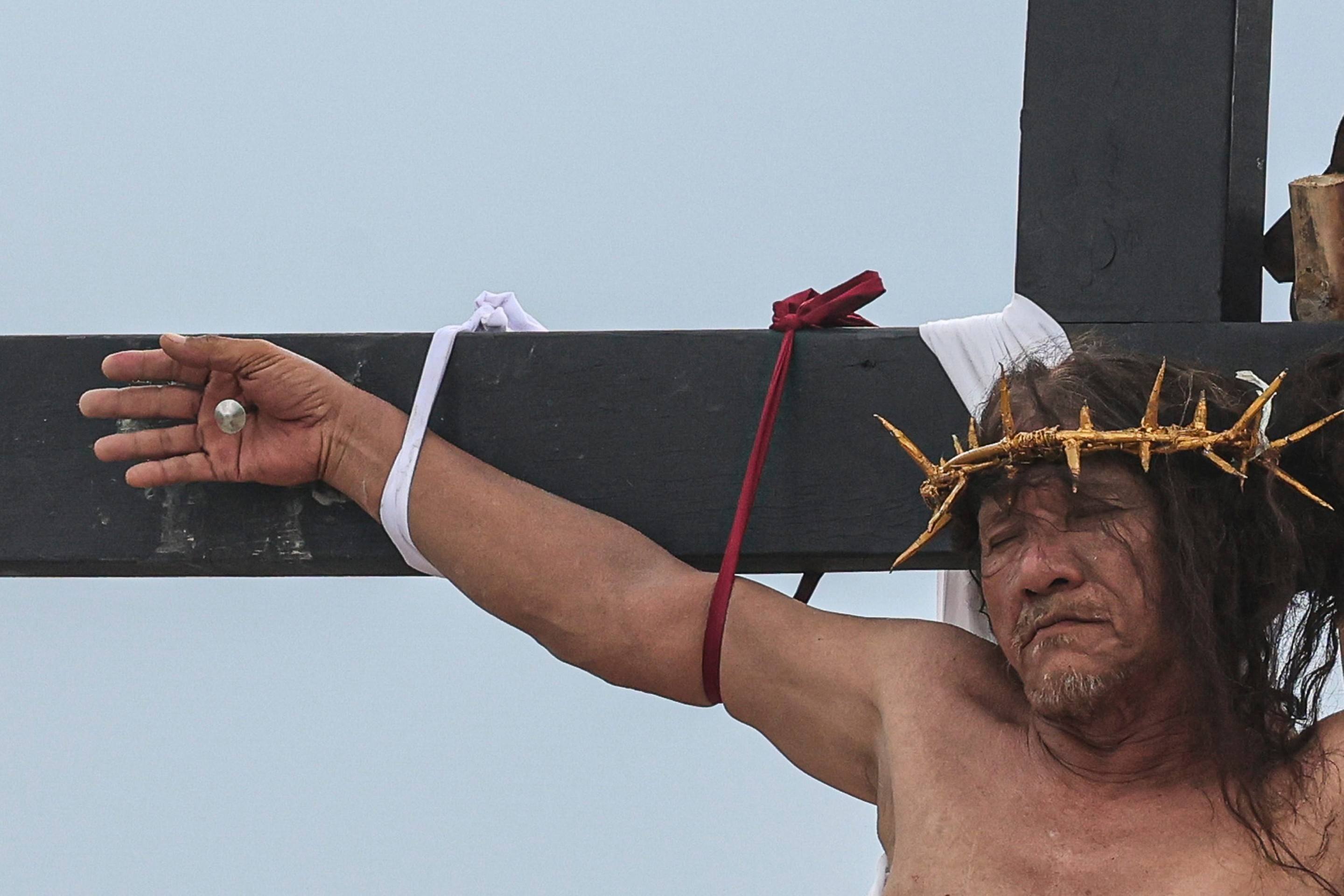 Nechali sa ukrižovať po vzore Ježiša Krista.