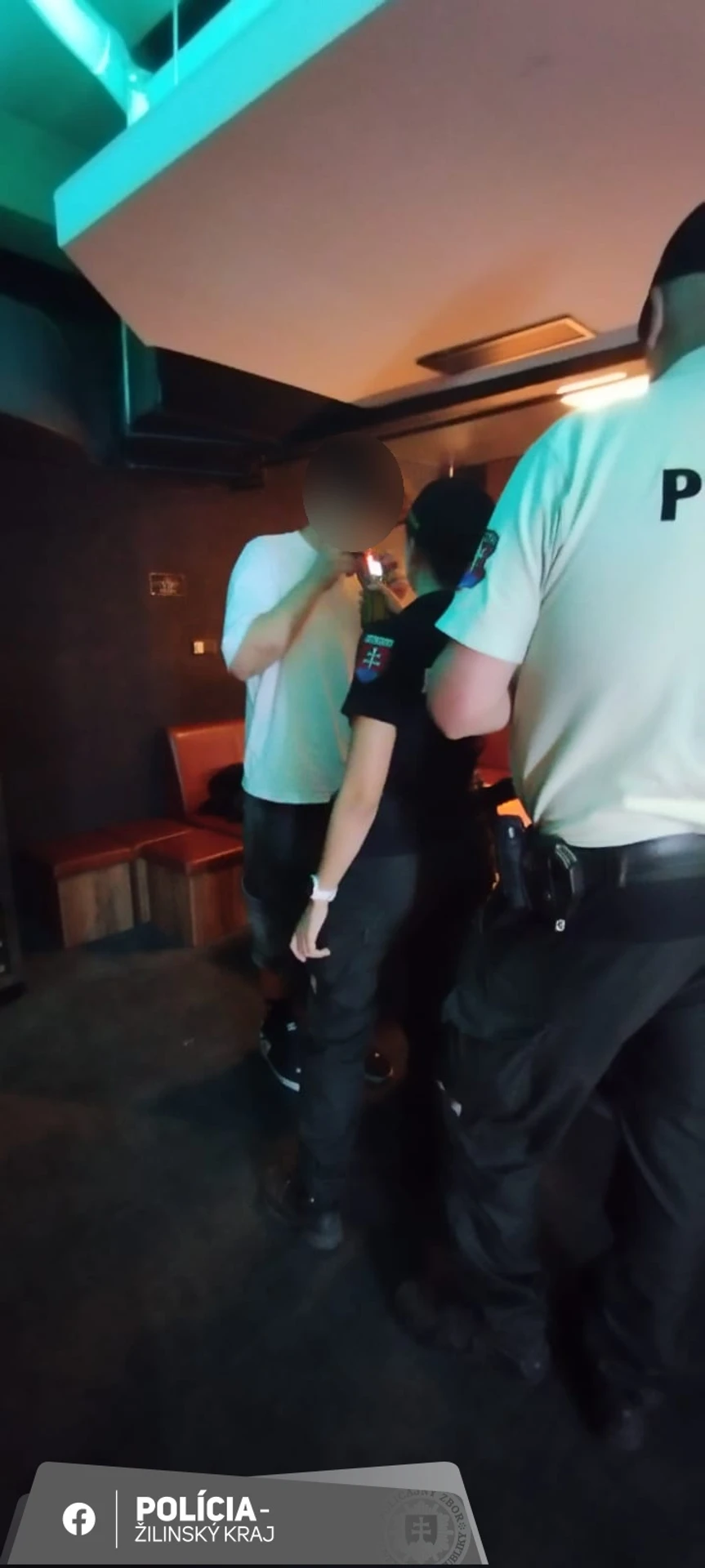 Policajná akcia v Žiline zameraná na alkohol.