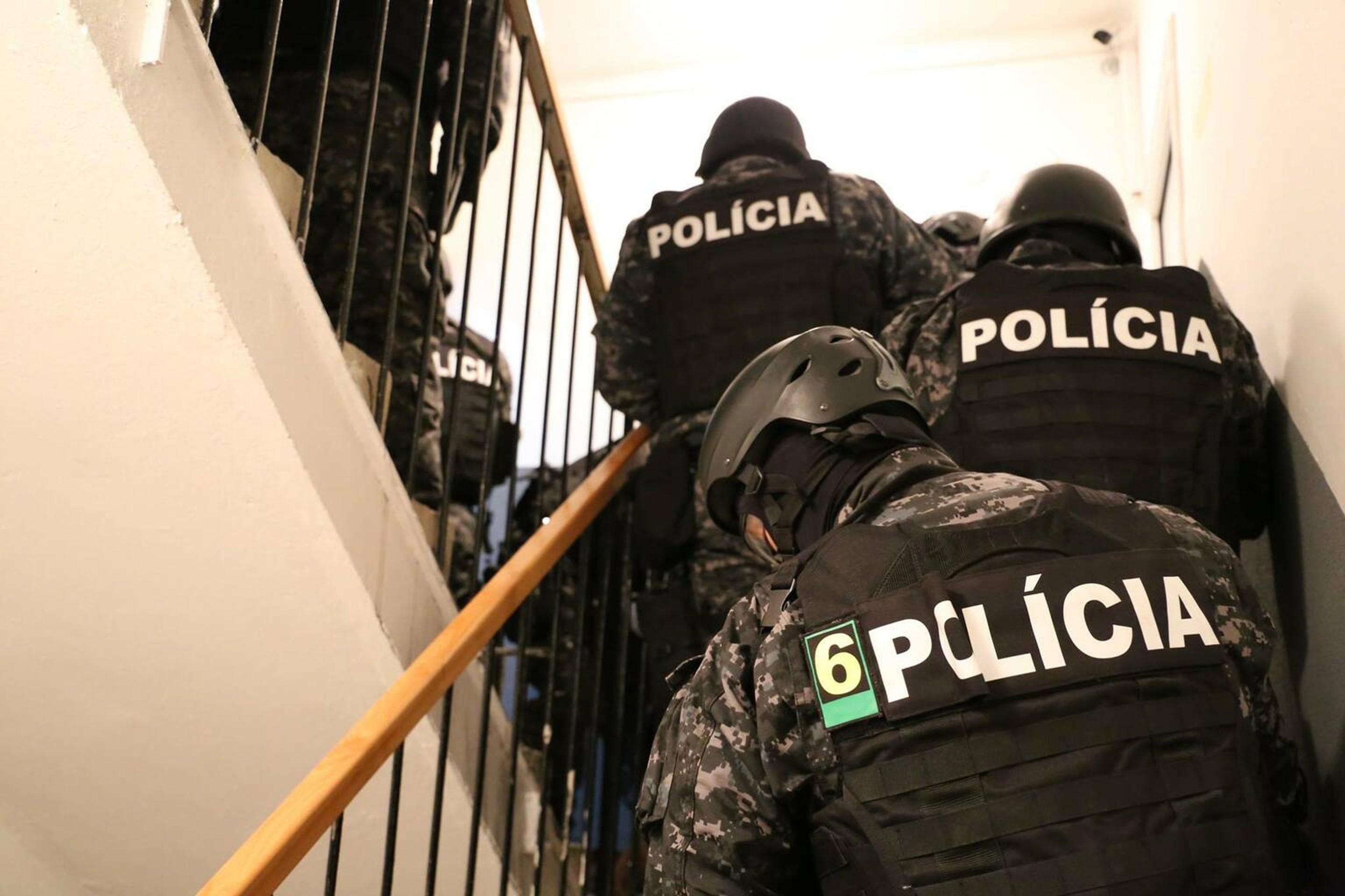 Policajný zásah NAKA v Dunajskej Strede.