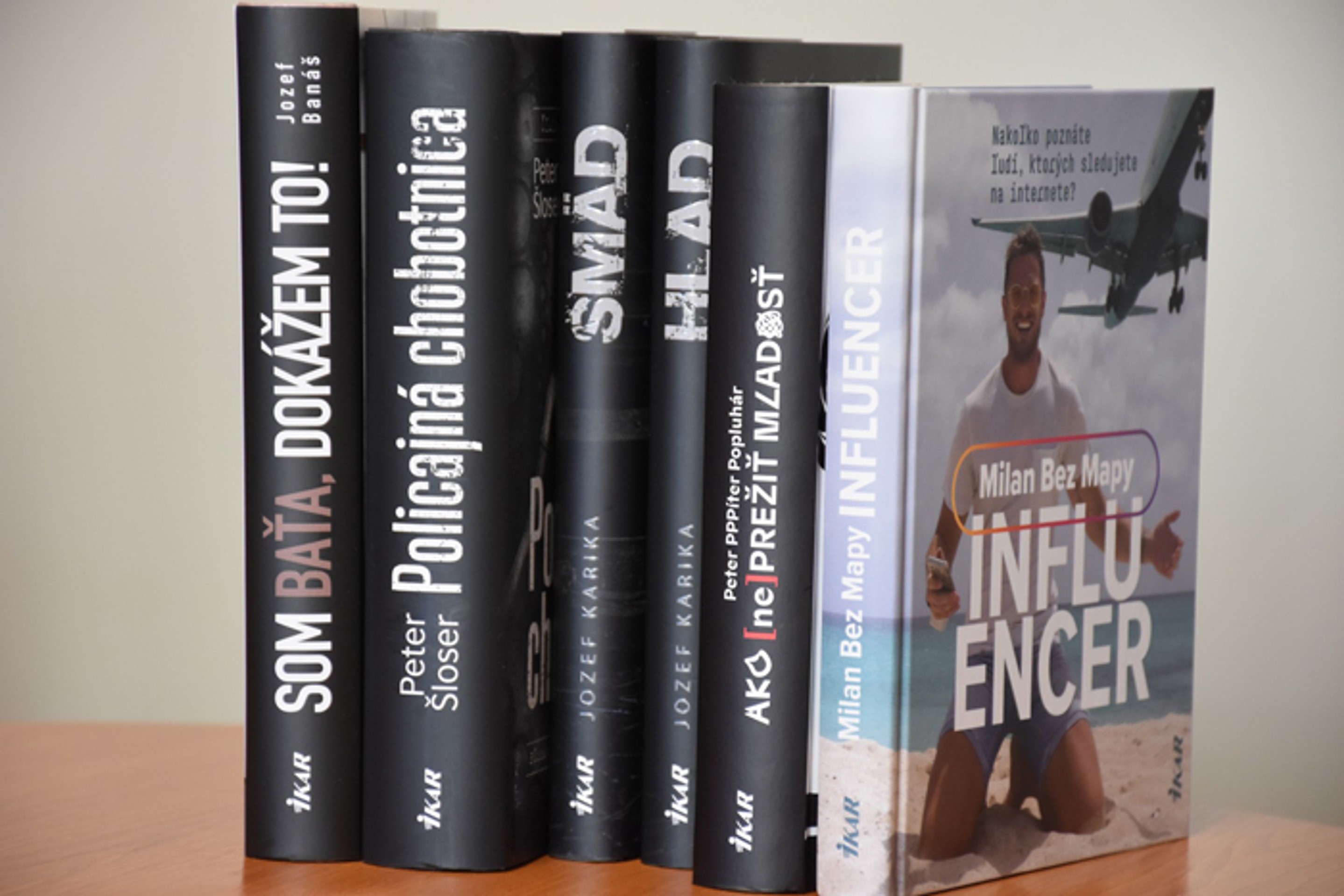 Päť slovenských autorov a ich čerstvé novinky.