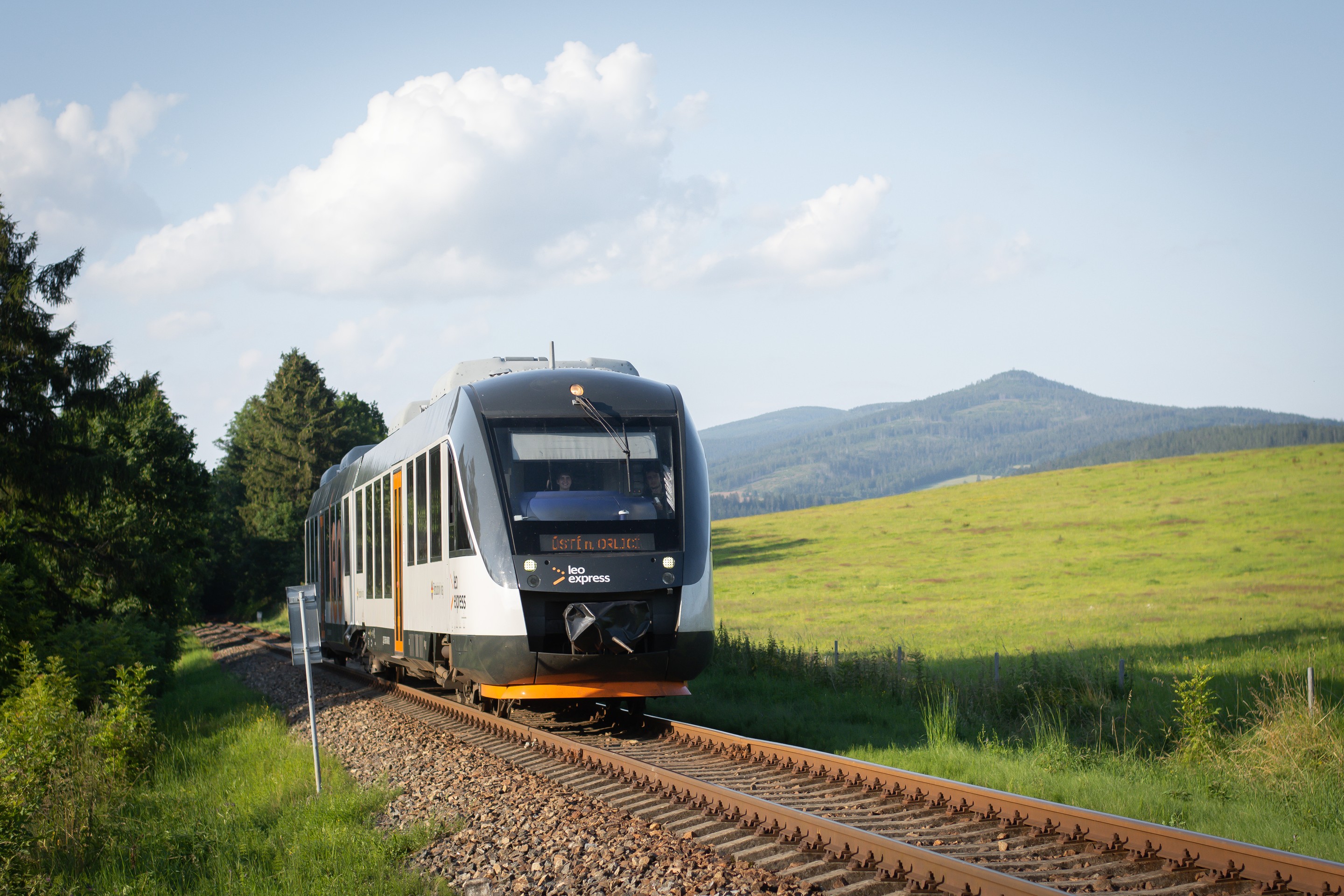 Leo Express