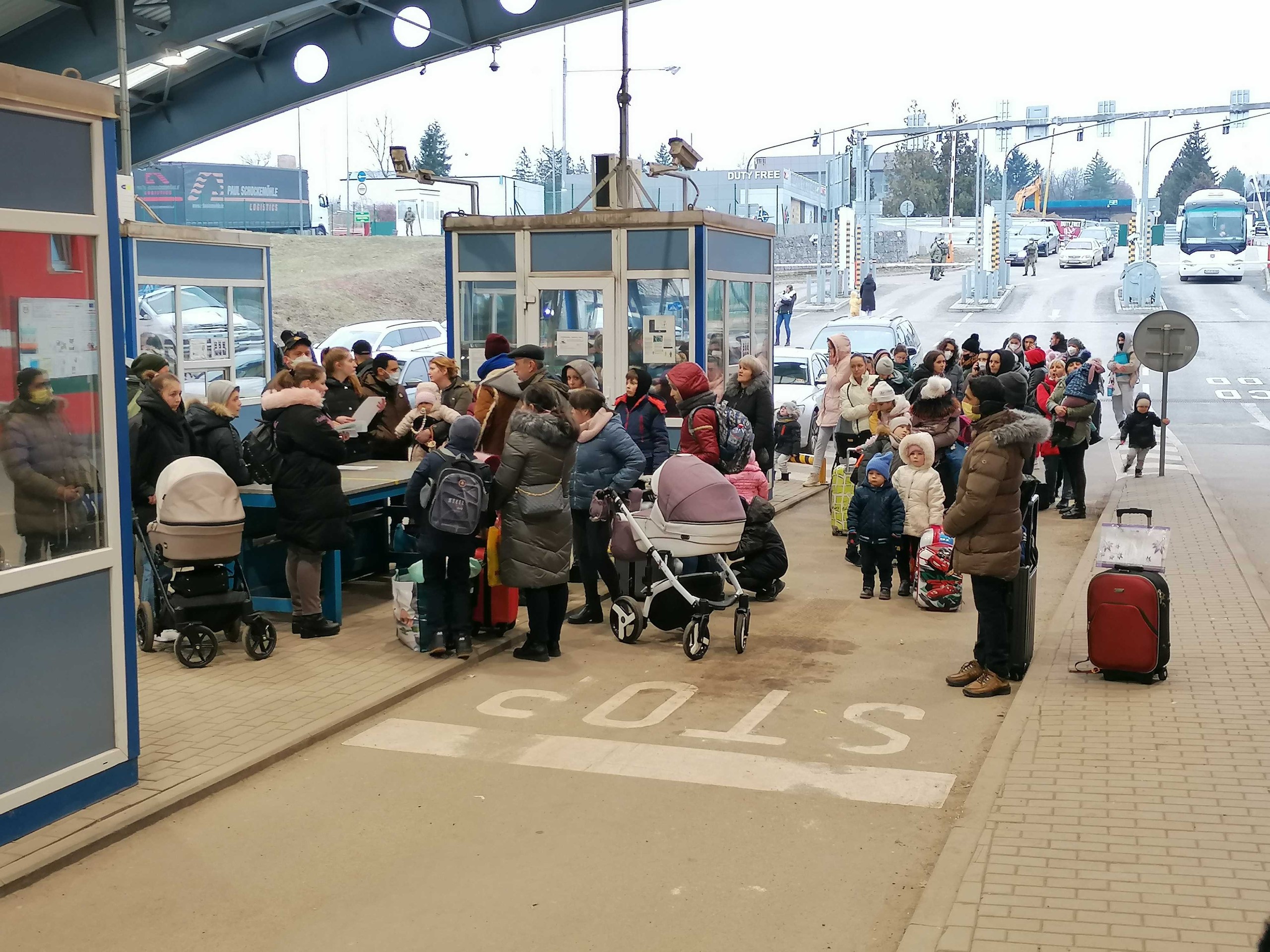 Situácia na hraničnom priechode v Ubli.