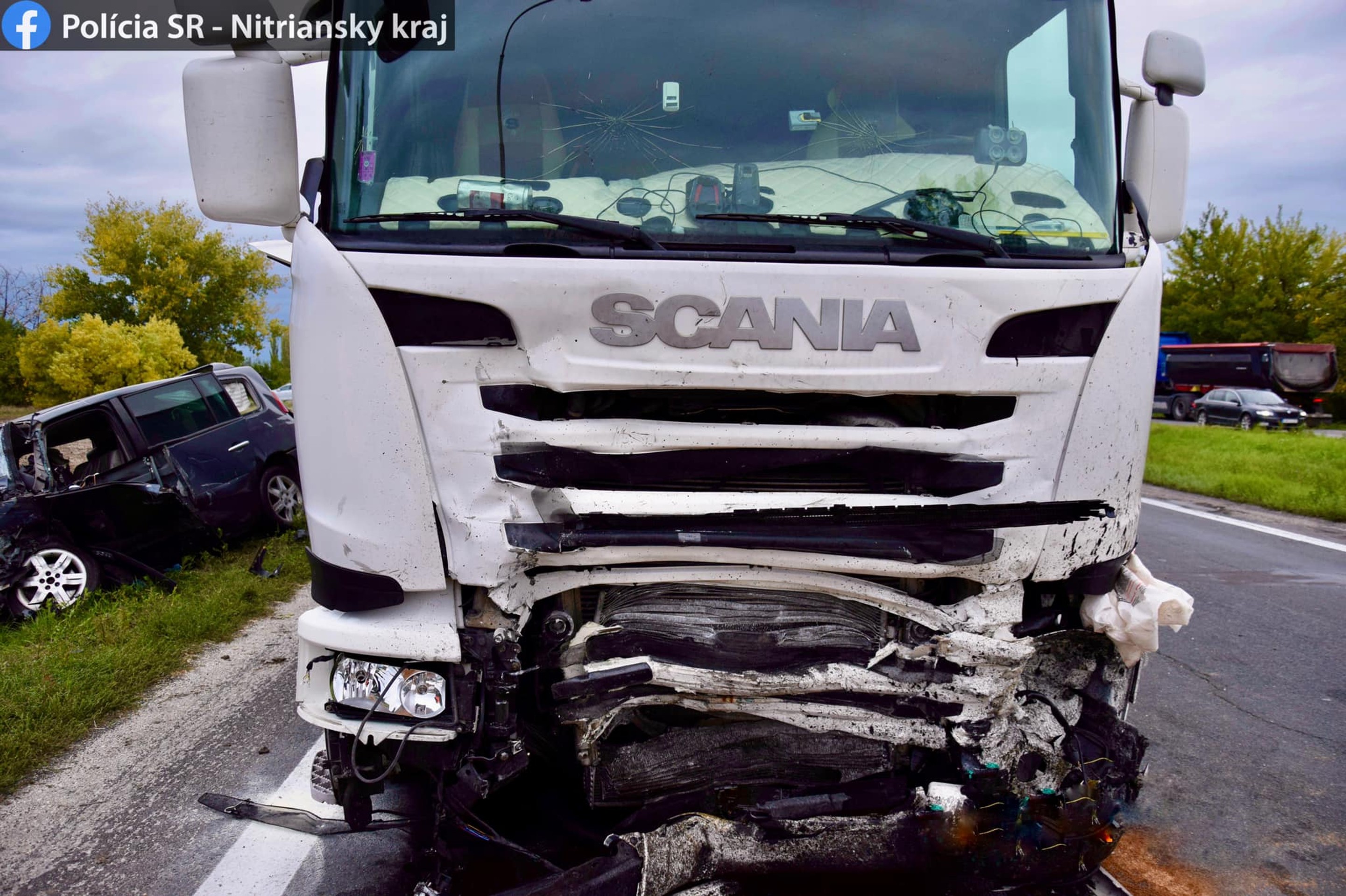 Vozidlo odrazilo pod prichádzajúci kamión