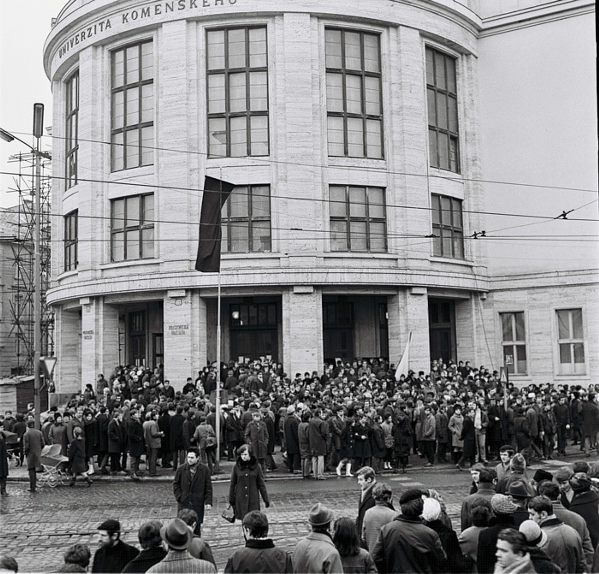 19_sihlavik_kastiel_tvnoviny.mp4