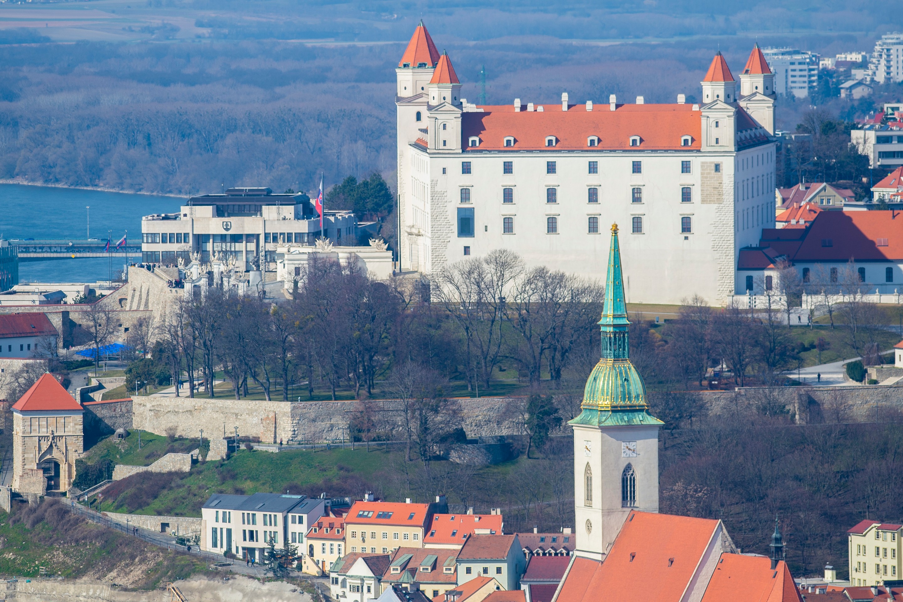 Pohľad na Bratislavu.