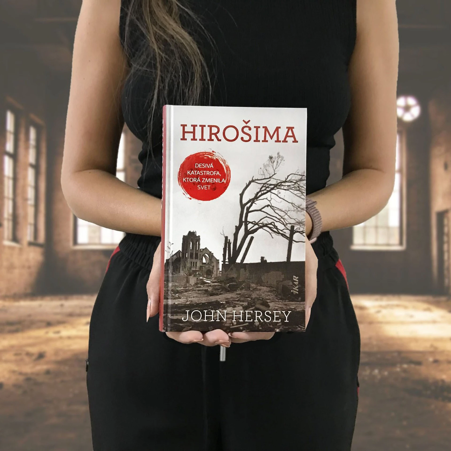 Kniha Hirošima.