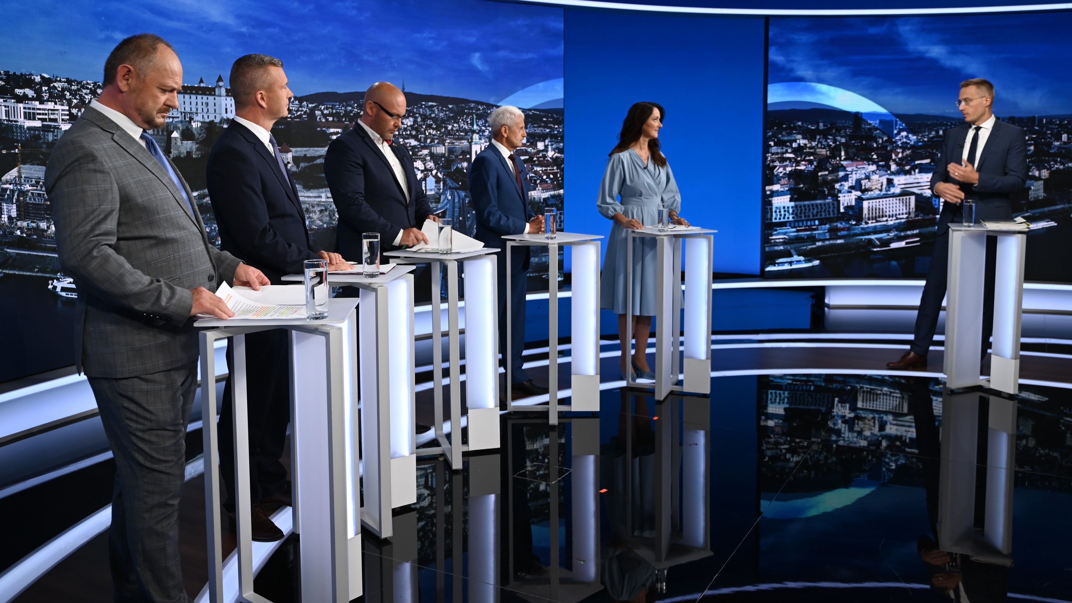 Predvolebná diskusia s Michalom Kovačičom.